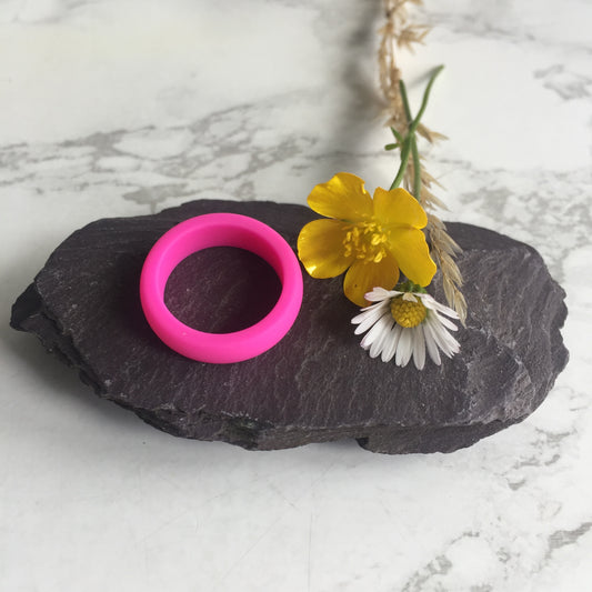 Bright Pink Silicone Rings for Women and Men, Smooth Wedding Bands Unisex Rings - 5mm